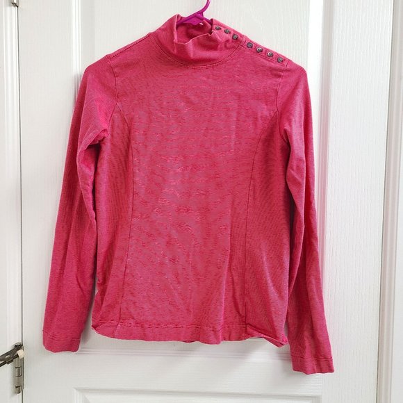 Eddie Bauer striped peppermint turtleneck with shoulder buttons - Picture 1 of 3